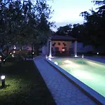 Bungalow Porec بيت للعطل