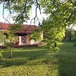 بيت للعطل Bungalow Porec *