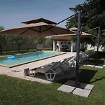 Bungalow Porec Сasa de vacaciones Poreč