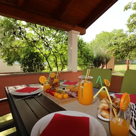 Nyaraló Bungalow Porec *