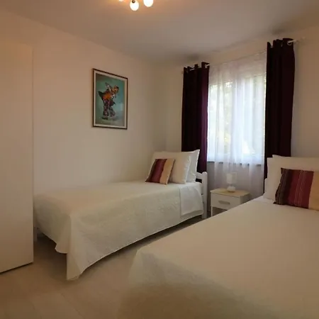 Σπίτι διακοπών Bungalow Porec Πόρετς