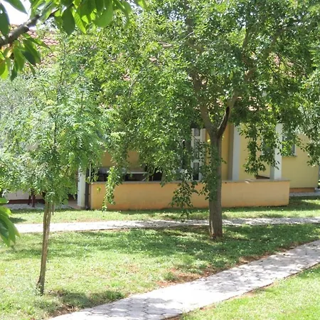 Hébergement de vacances Bungalow Porec *