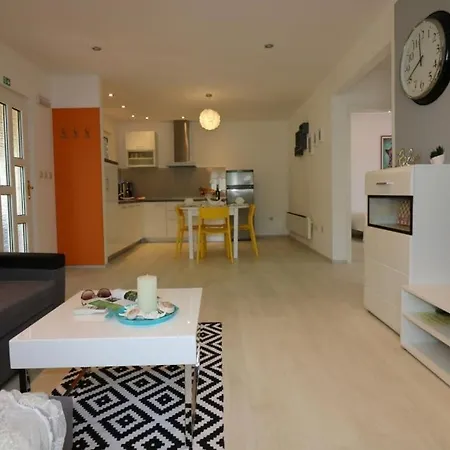 Bungalow Porec (4400-7) Ferienhaus *
