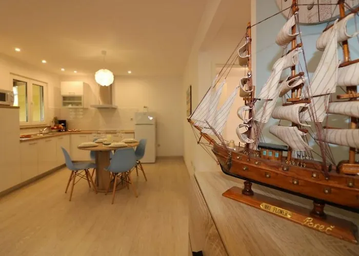 Bungalow Porec (4400-7) * Poreč